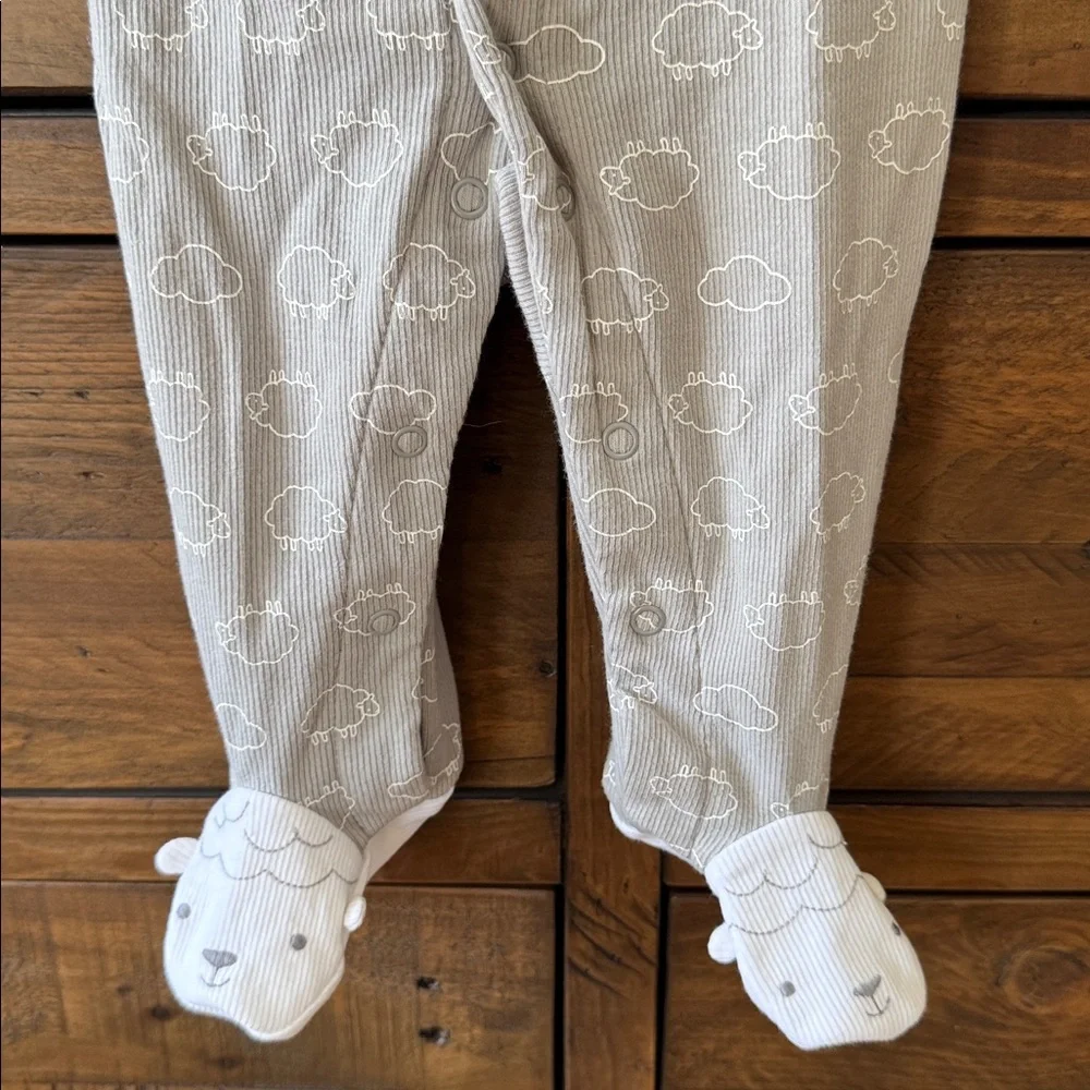 Carters nwt set